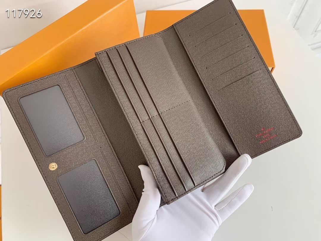  LVルイ ヴィトン 財布は構造が精巧で 複数の仕切りが設けられており 紙幣 カード 証明書などを置くために整然としている ボタンの垂下カバーは4つのクレジットカード中間層 1つの大きな隔壁を開けている 三つ折り財布 折り財布