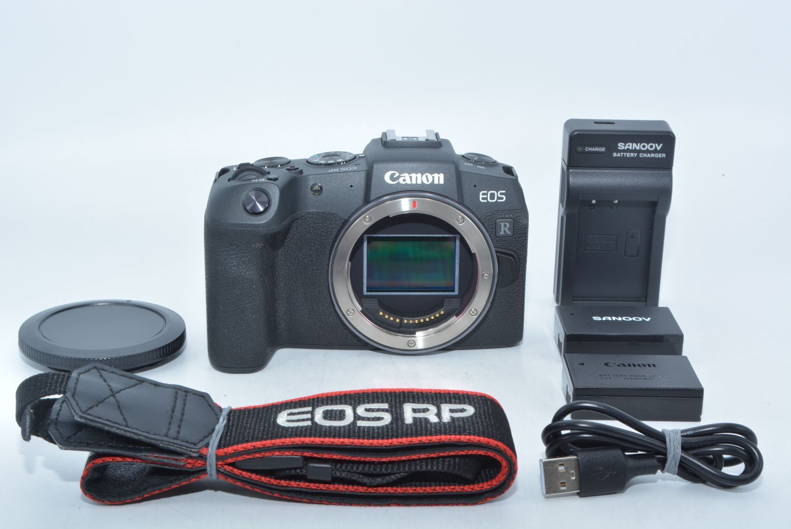 250436☆ほぼ新品☆ Canon ミラーレス一眼カメラ EOS RP ボディ 250436☆ほぼ新品☆ Canon ミラーレス一眼カメラ EOS RP ボディ