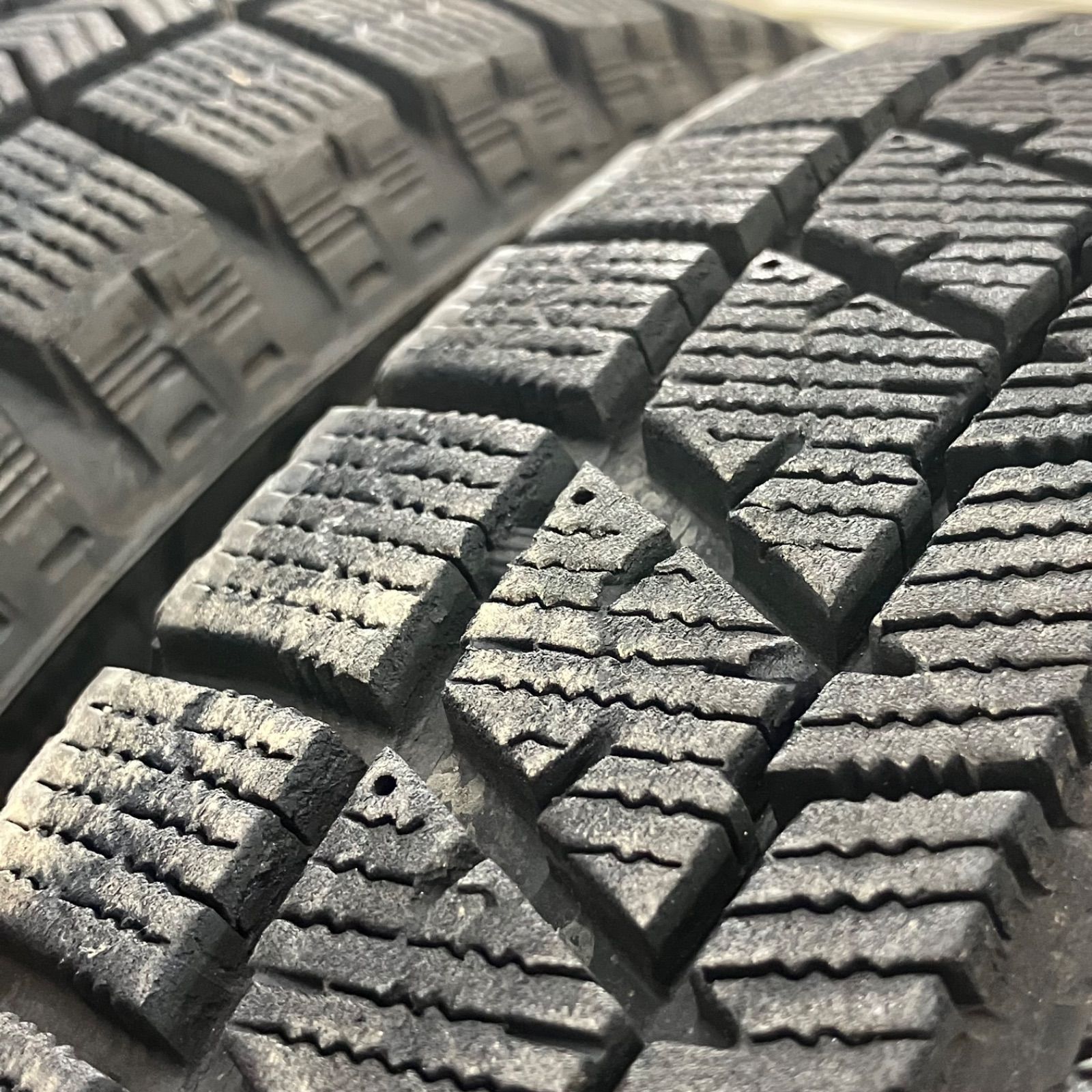 半額多数！ 19年製 155 65R14 ブリヂストン ブリザックVRX ダイハツ タント ムーヴ ミラ スタッドレスタイヤ 1052E