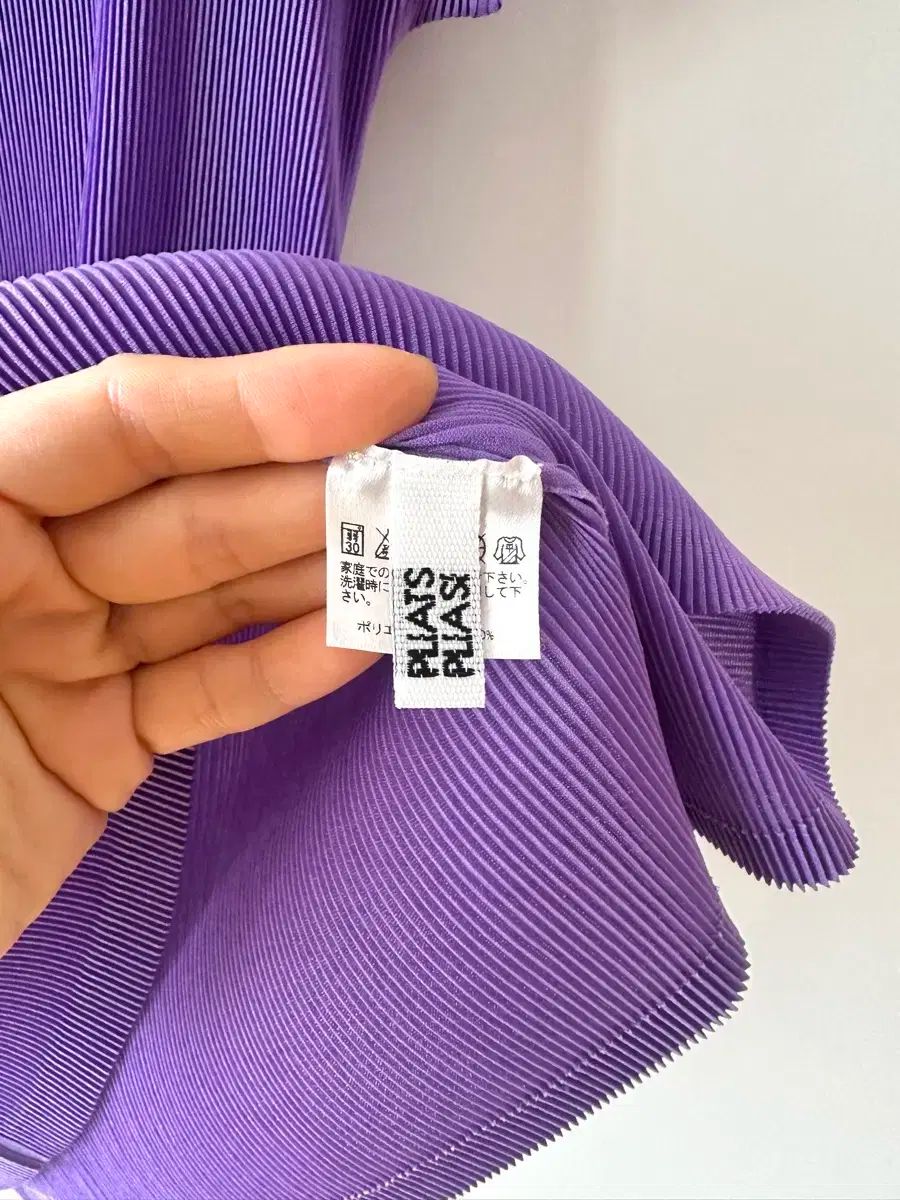 極美品✨PLEATS PLEASE プリーツ ハイネック パープル サイズ3 PLEATS PLEASE(プリーツプリーズ) モックネック ハイネック
