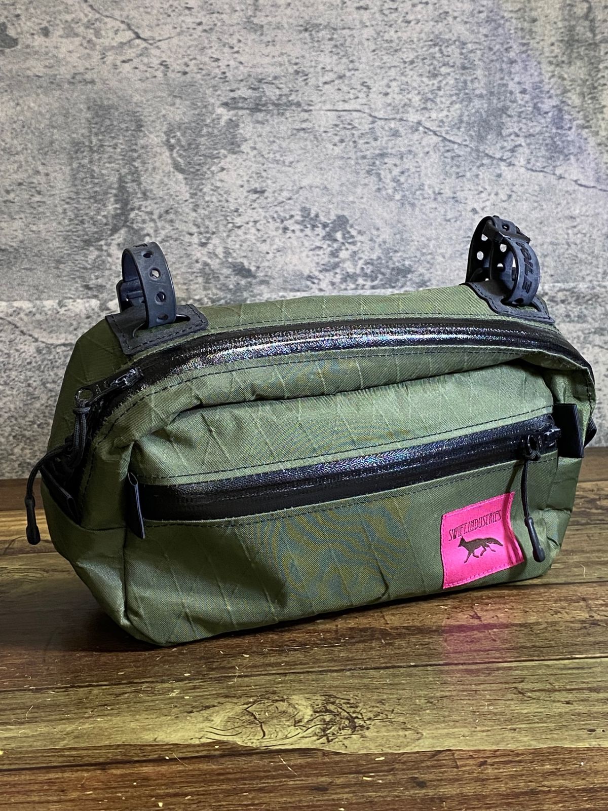 JK945 スウィフトインダストリーズ SWIFT INDUSTRIES ハンドルバッグ