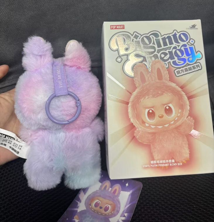 正規品 LABUBU POP MART ラブブ ポップマート Big into Energy