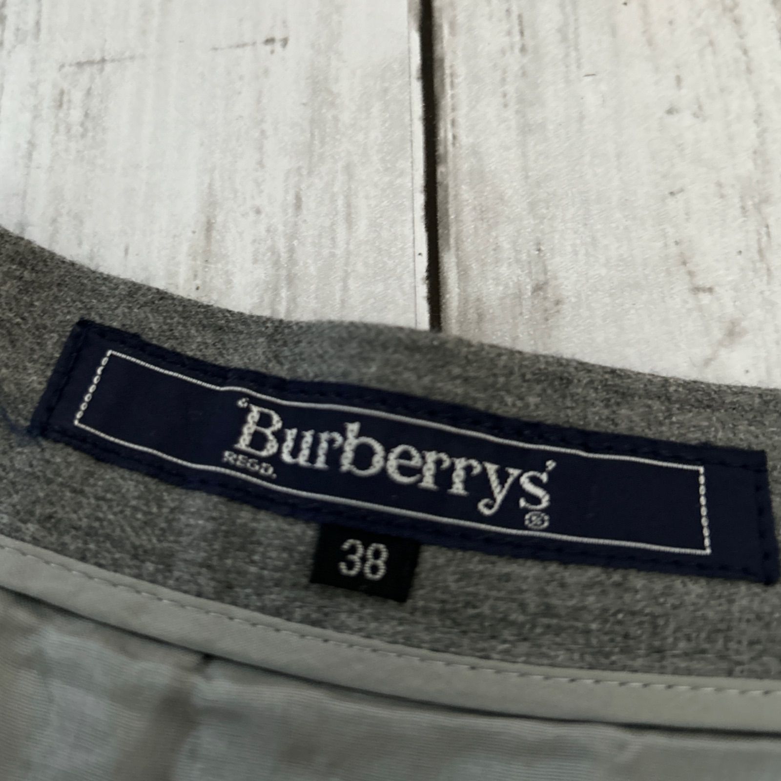 ★美品【バーバリーズ Burberry's】三陽商会＊＊タック プリーツ スカート サイズ9/M ◎送料185円～♪ お得，定番 48 BURBERRY LONDON バーバリー ロンドン タック