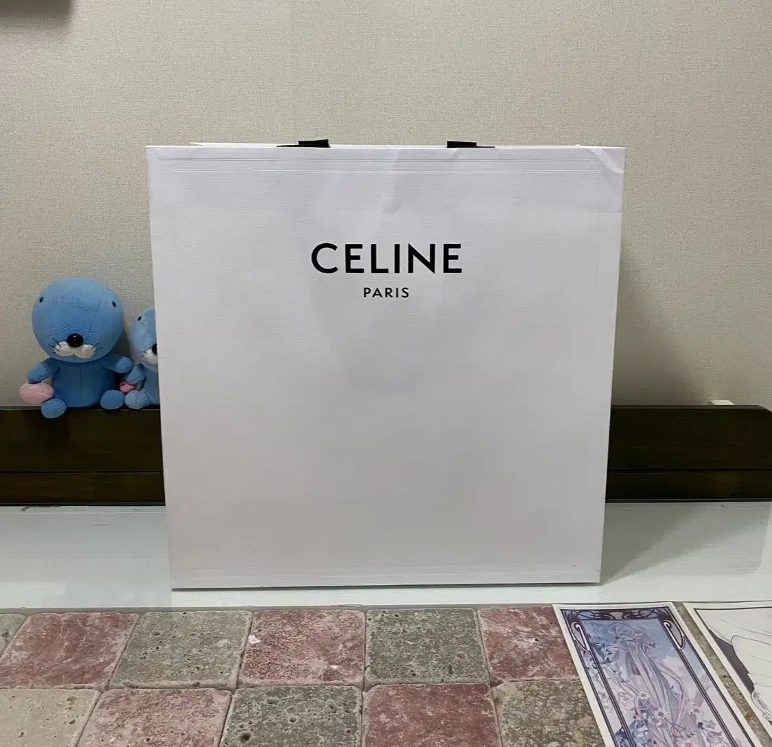 Celine セリーヌ ボックス 21x21x12 5 ダスト お買い物バッグ WWW_OLIVIERBERNSTEIN_COM