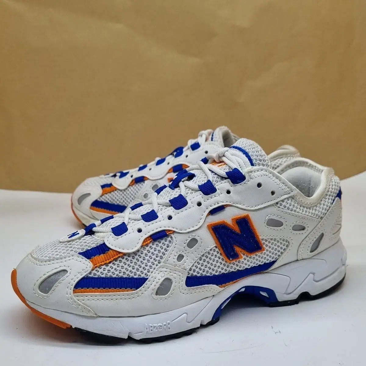 まーさん様ご確認用 ニューバランス827 レディーススニーカー 24センチ new balance