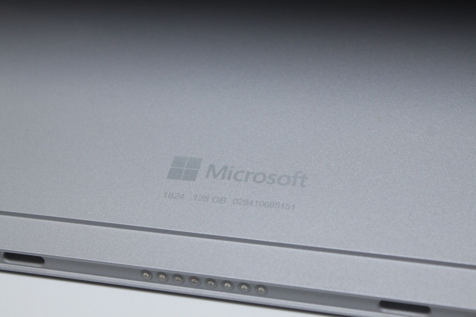 Surface Go（第1世代）intel Pentium/128GB/8GB ④