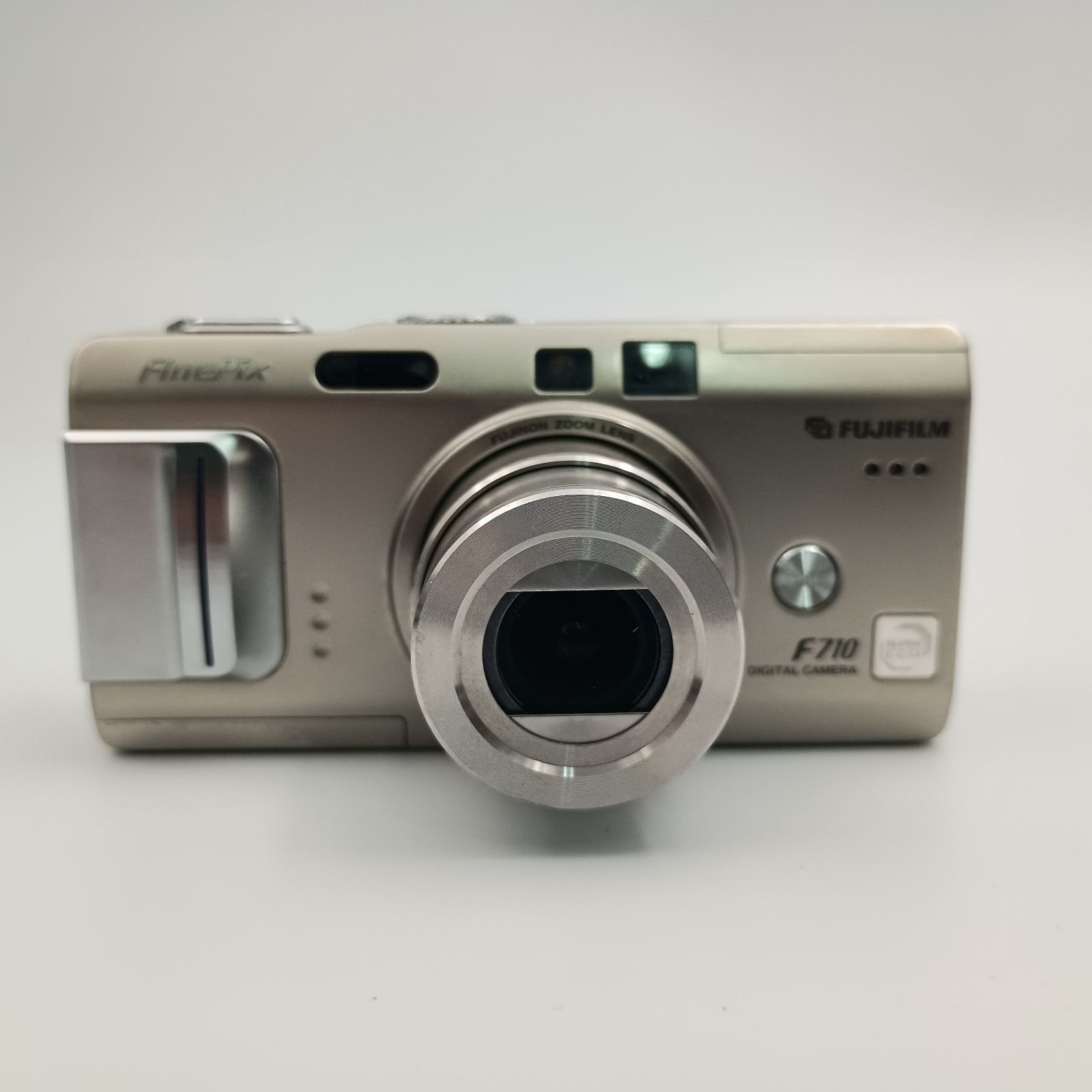 富士フイルム FinePixF710 デジタルカメラ 2005年発売のデジカメで撮った渋谷の風景 2023年11月に撮影