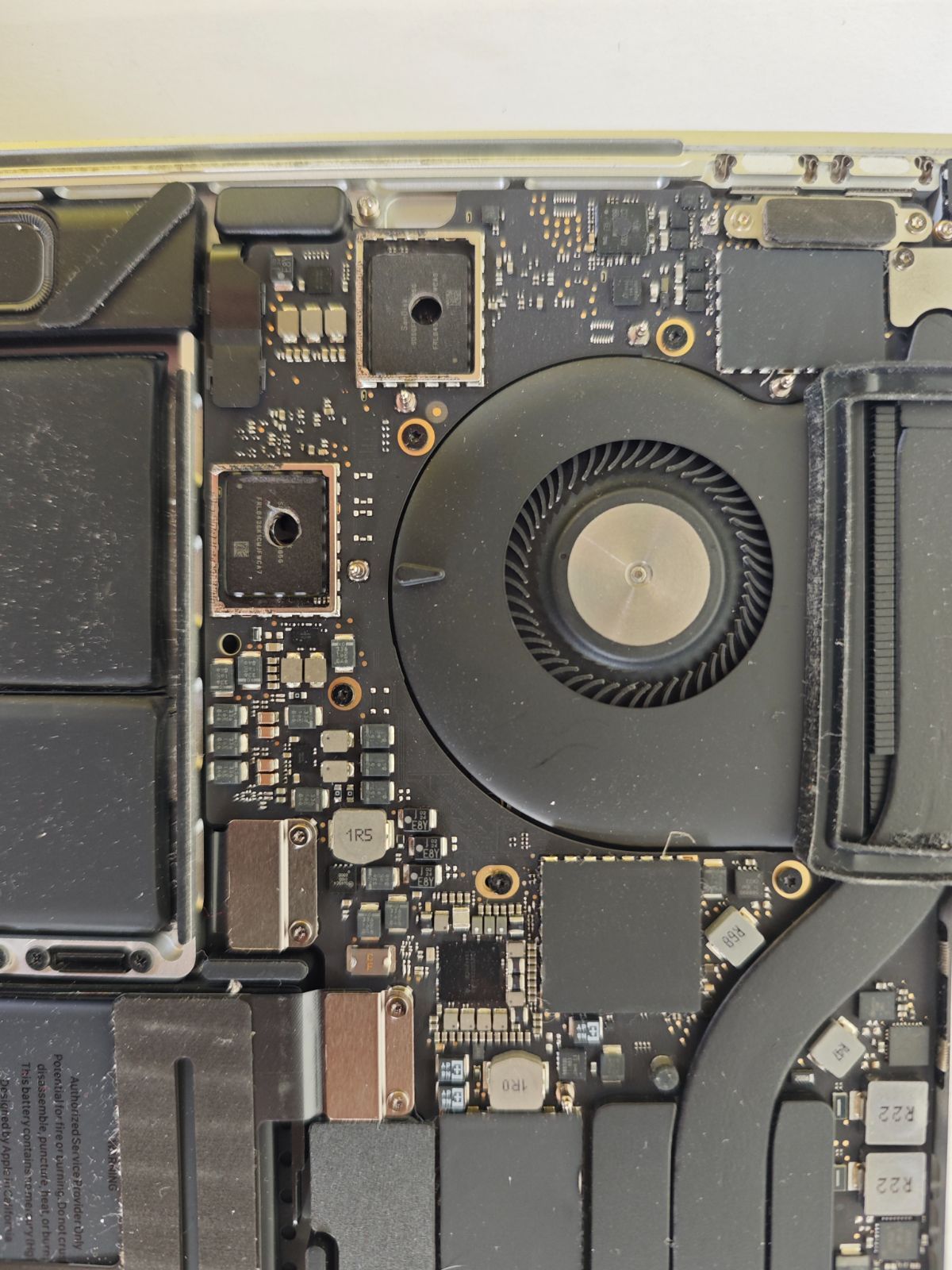 A1989_036 ジャンク出品 注文 MacBook Pro A1989 A1989_036 ジャンク