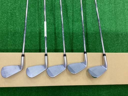 中古】 ダンロップ XXIO(2024) eks 5S アイアンセット IR