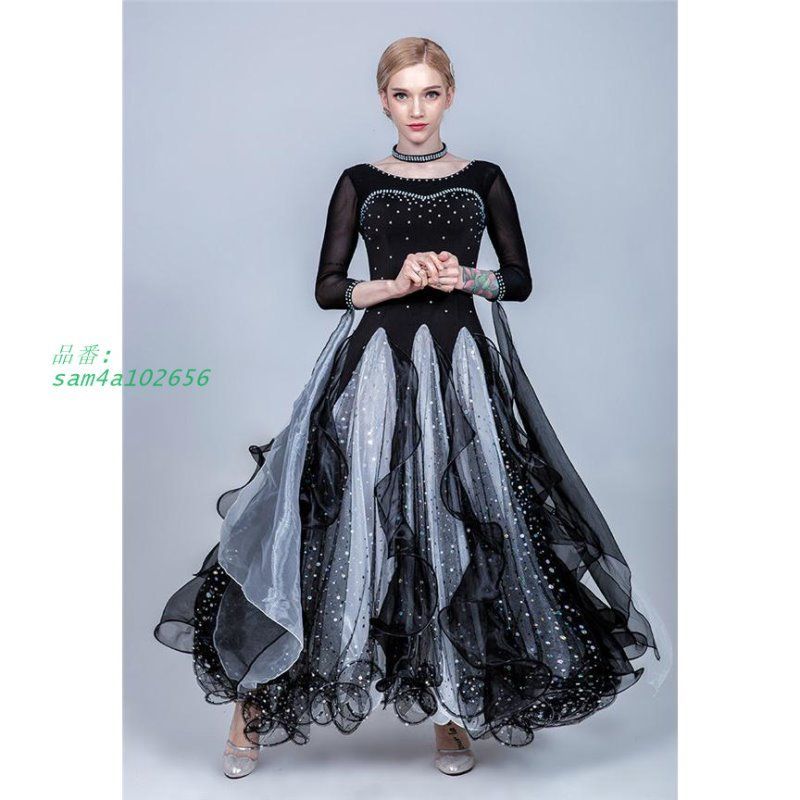 大きい裾 ドレス