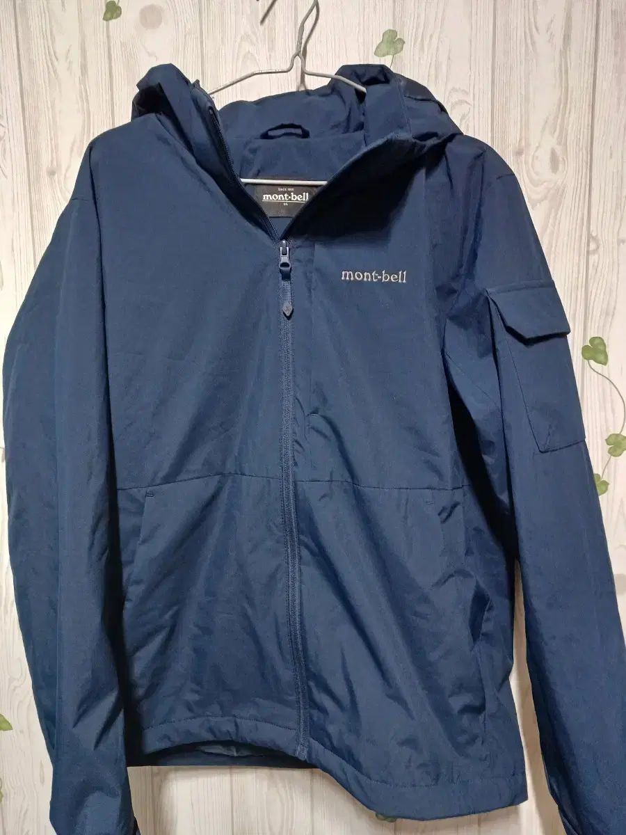 mont-bell モンベル メンズ 登山 運動 春秋 初冬のフード付きジャケット 95
