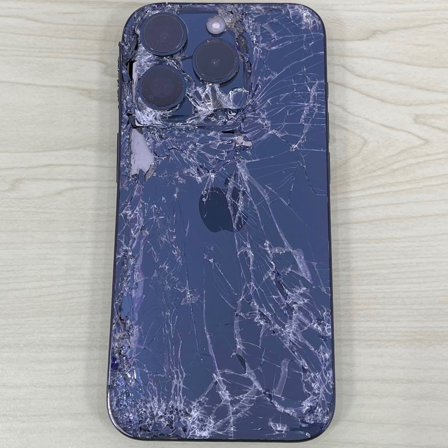 ジャンク　iPhone 15 pro 128gb　SIMフリー　ブルーチタニウム Amazon | 【整備済み品】 Apple iPhone 15 Pro 128GB ブルー