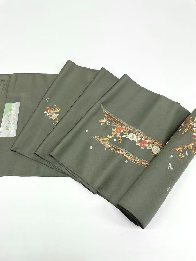付け下げ 蘇州刺繍 金駒 銀駒 伊と幸 岩井茶色 正絹 反物 - メルカリ