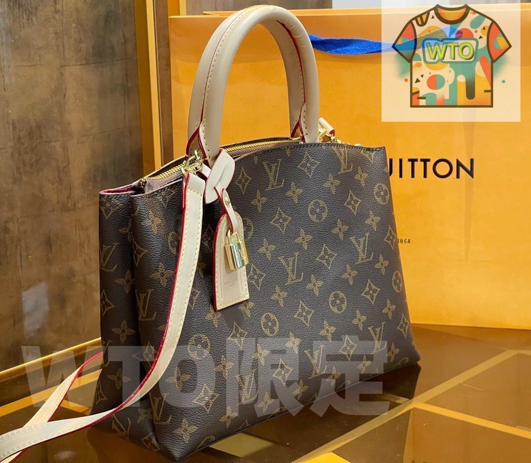 人気沸騰 LOUIS VUITTON ルイヴィトン ショルダーバッグ