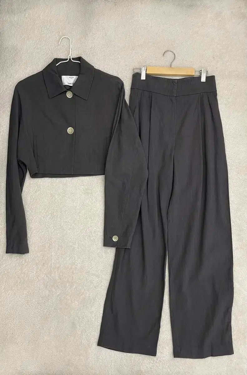 23年オブジェ クロップドジャケット セットアップ 44-55