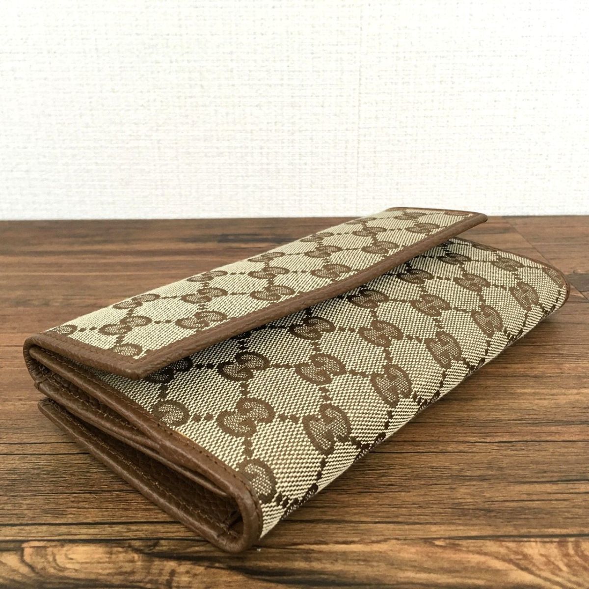 未使用品 GUCCI 長財布 231841 Wホック財布 箱付き 93 ceratinxd.com