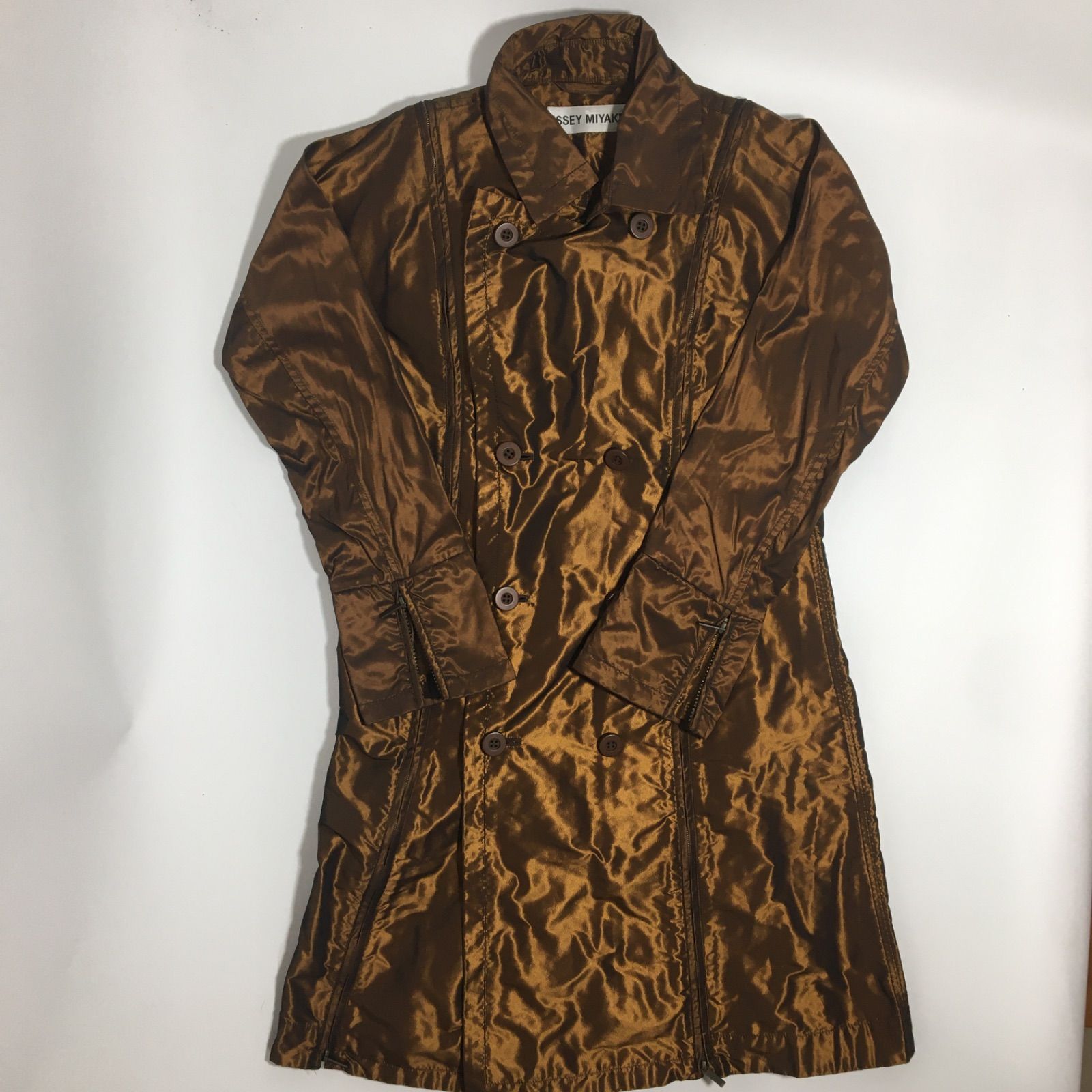 M0906-8-N ISSEY MIYAKE イッセイミヤケ ナイロントレンチコート M0906-8-N ISSEY MIYAKE イッセイミヤケ ナイロントレンチコート