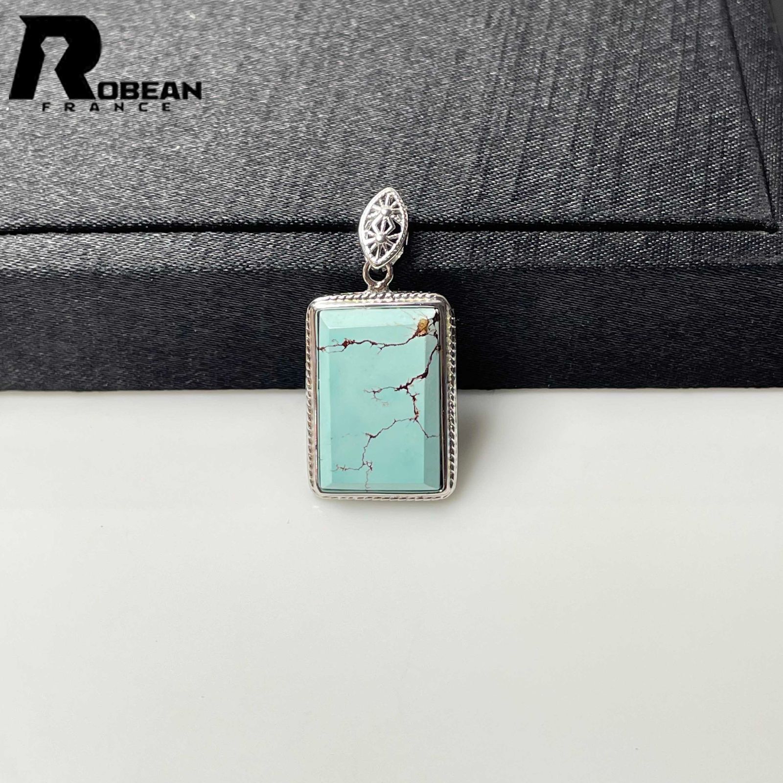 命名 【 〜 Benedictio 〜 】, 際立つ白さが目を惹く上肯社製 藏傳龍紋