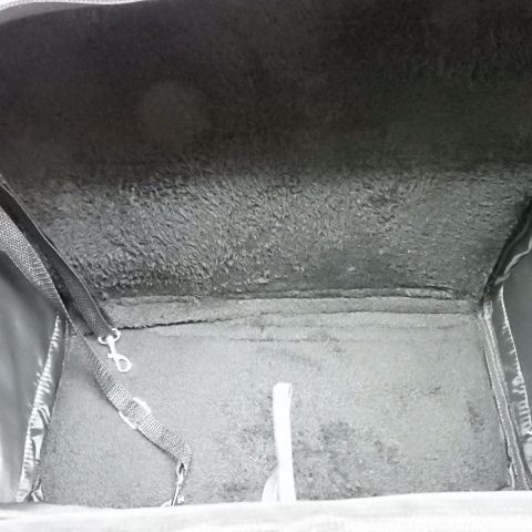 アースグレー ペット