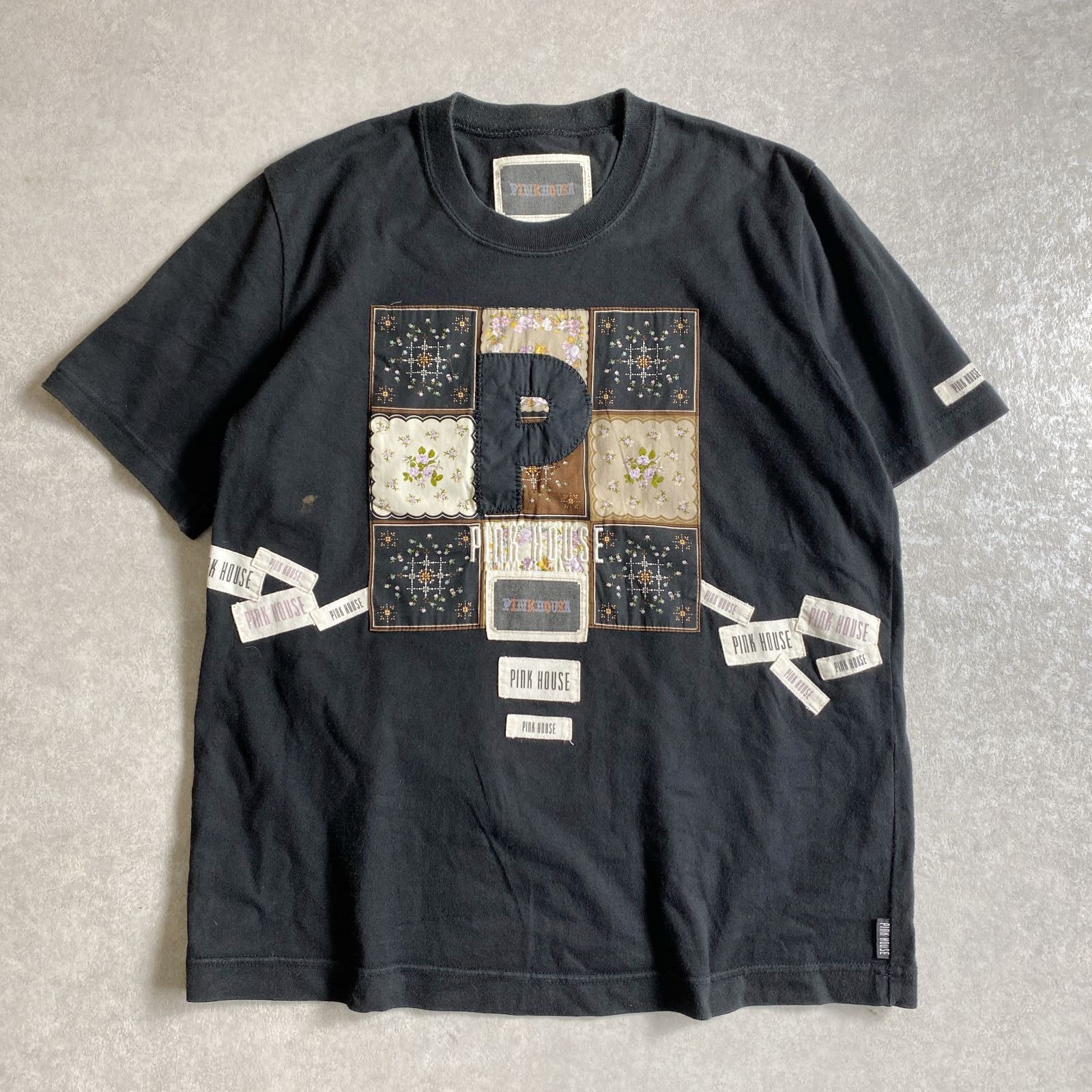 PINK HOUSE 刺繍パッチワーク 半袖Tシャツ ☆ピンクハウス/エンブロイダリー刺繍パッチワークデザイン T