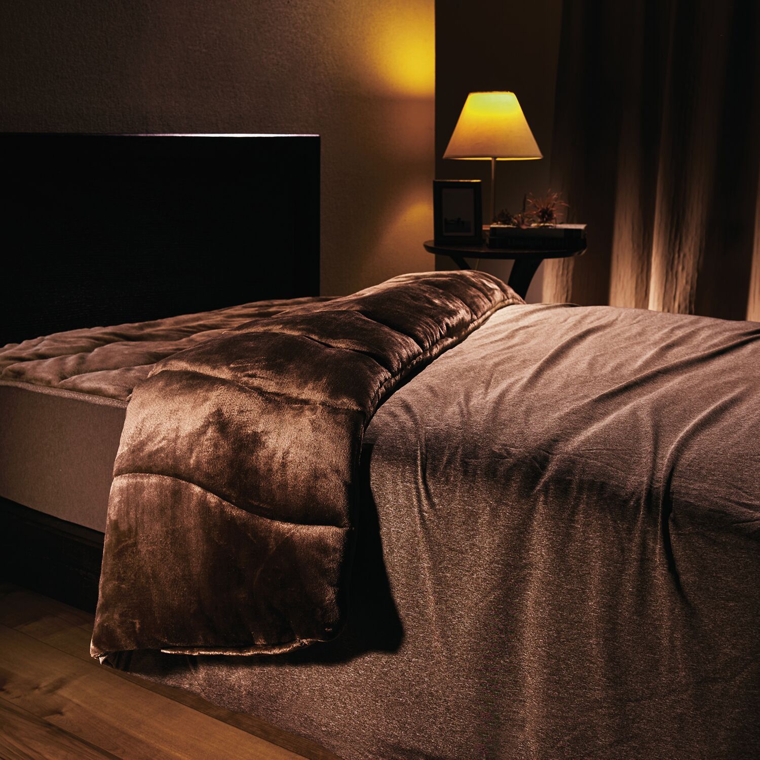 快眠博士●【シングル】クレスカローレ 吸湿発熱 多層構造スーパーヒート敷きパッド ●約100cm×205cm●ZSI 快眠博士 クレスカローレ 吸湿発熱 オールインワン毛布 ＜ダブル