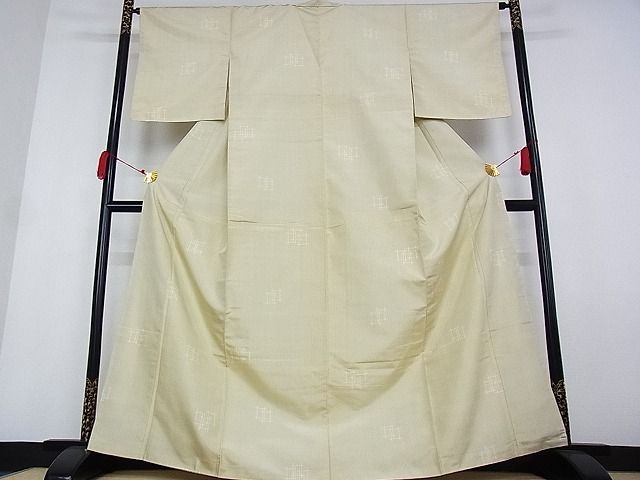 平和屋-こころ店■上質な紬　井桁　着丈164.5cm　裄丈63.5cm　正絹　逸品　A-ja4246