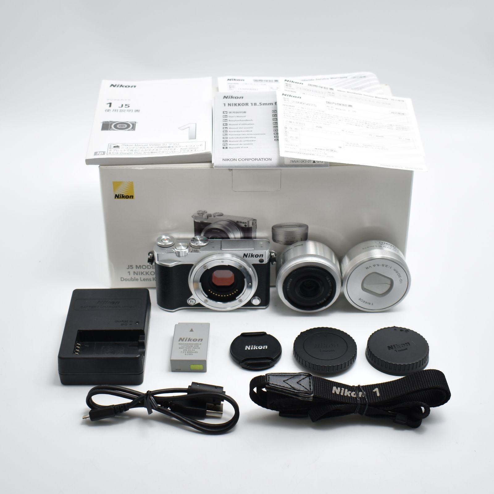 B 8076 Nikon ミラーレス一眼 Nikon1 J5 ダブルレンズキット シルバー J5WLKSL