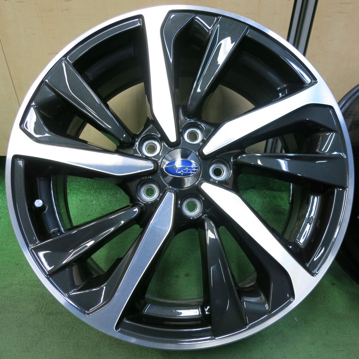 【新車外し　送料無料】レヴォーグ VN5 GT-H純正ホイール18インチ1本 taiheishopping_a052601263