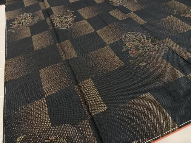 平和屋着物○本場大島紬 純泥染め 9マルキ 手織り 飾花文 河野絹織物  