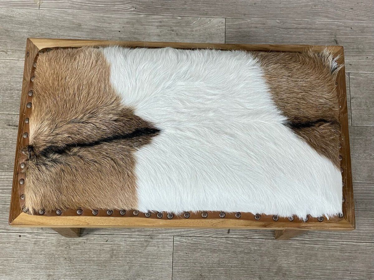 GQ45 展示品 レザー スツール チーク材 毛皮張り 木製 椅子/神奈川県