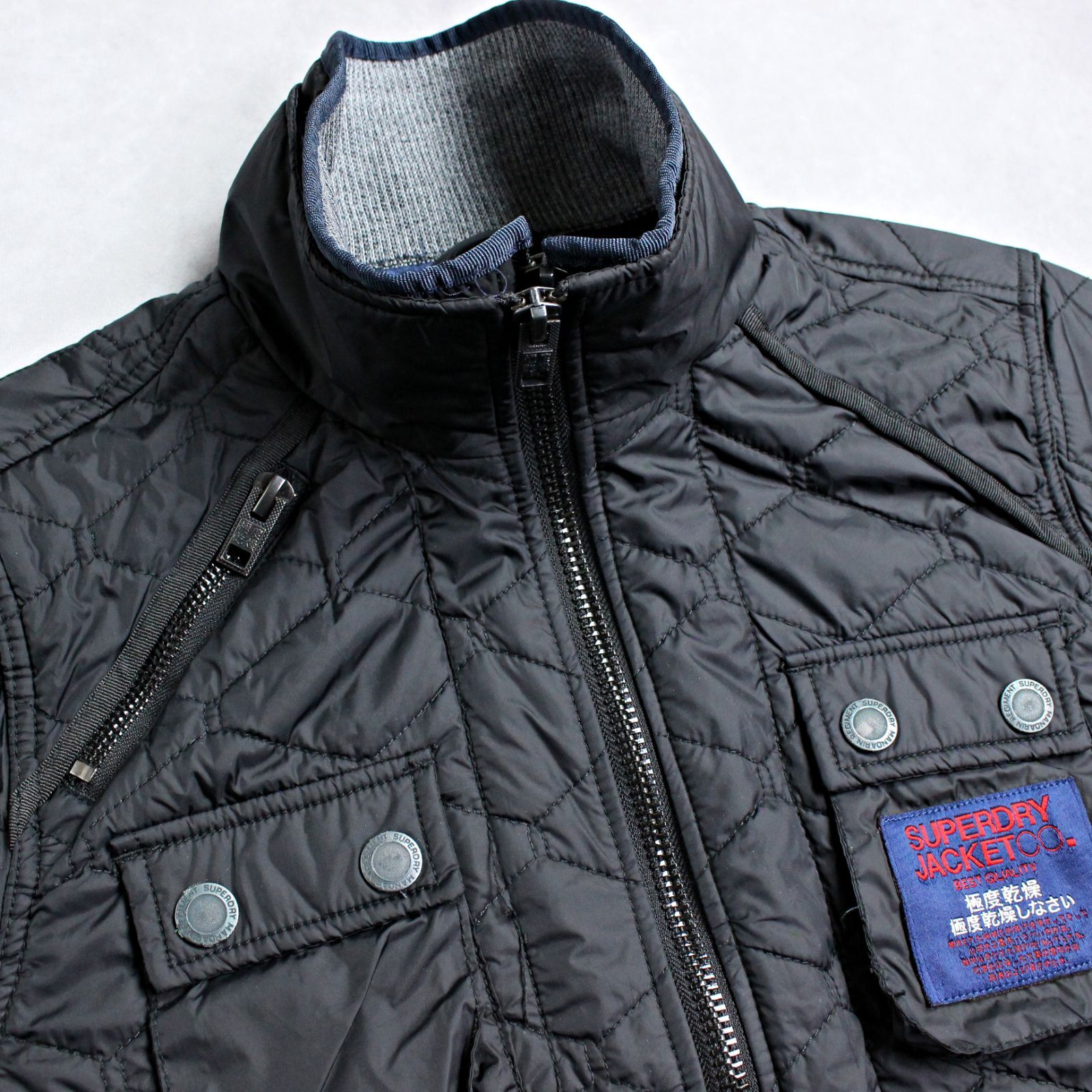 SUPERDRY/極度乾燥しなさい】中綿入り キルティングジャケット 