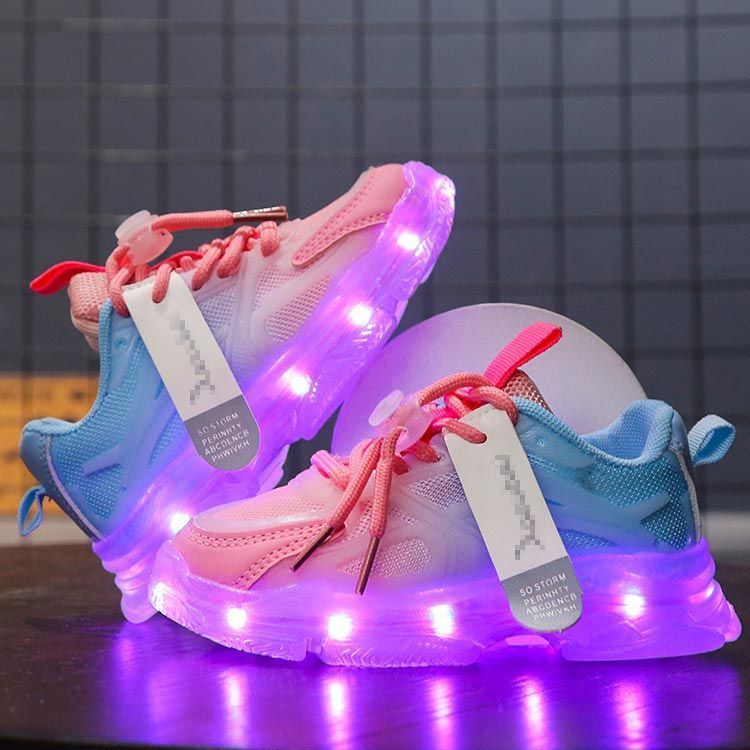 スニーカー 男の子 光る靴 キッズ 女の子 スリッポン おしゃれ Qoo10] 大人用 充電式 LED 履きやす USB 軽い靴 車輪付き 安い商品を通販