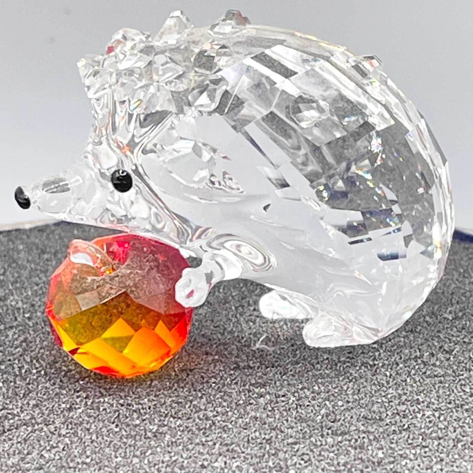 SWAROVSKI ハリネズミとリンゴ 野生の生き物 オブジェ レッド-