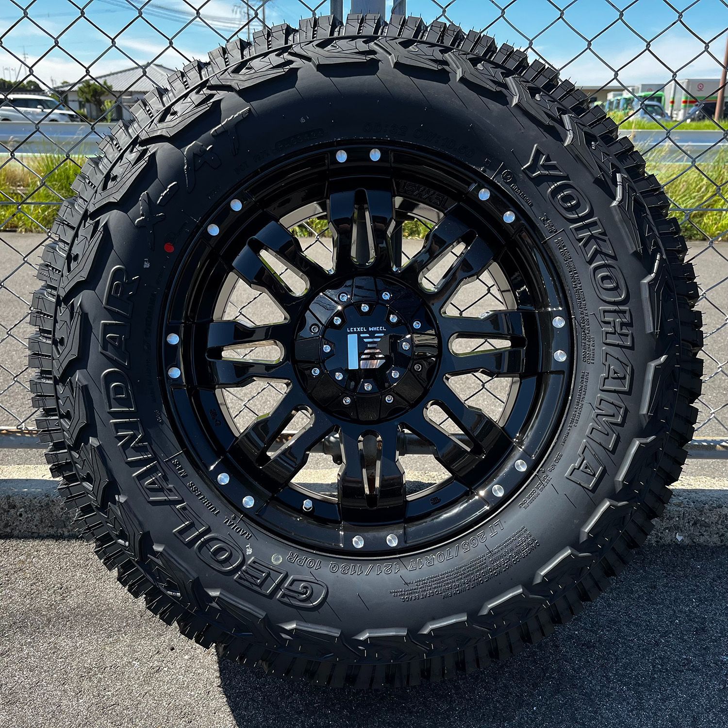 4本セット プラド ハイラックス FJ H3 タイヤホイールセット 17インチ Balano YOKOHAMA ジオランダー X-AT 265|65RR17 265|70R17 285|70R17