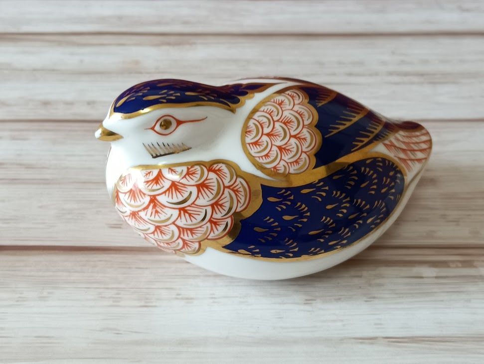 ロイヤルクラウンダービー 置物 フィギュリン てんとう虫 ペーパー