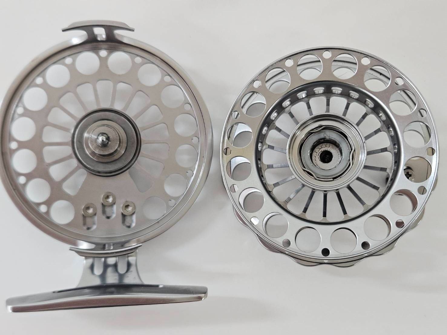 A2934 Daiwa Dynamic 1000S ダイナミック 両軸リール リール 両