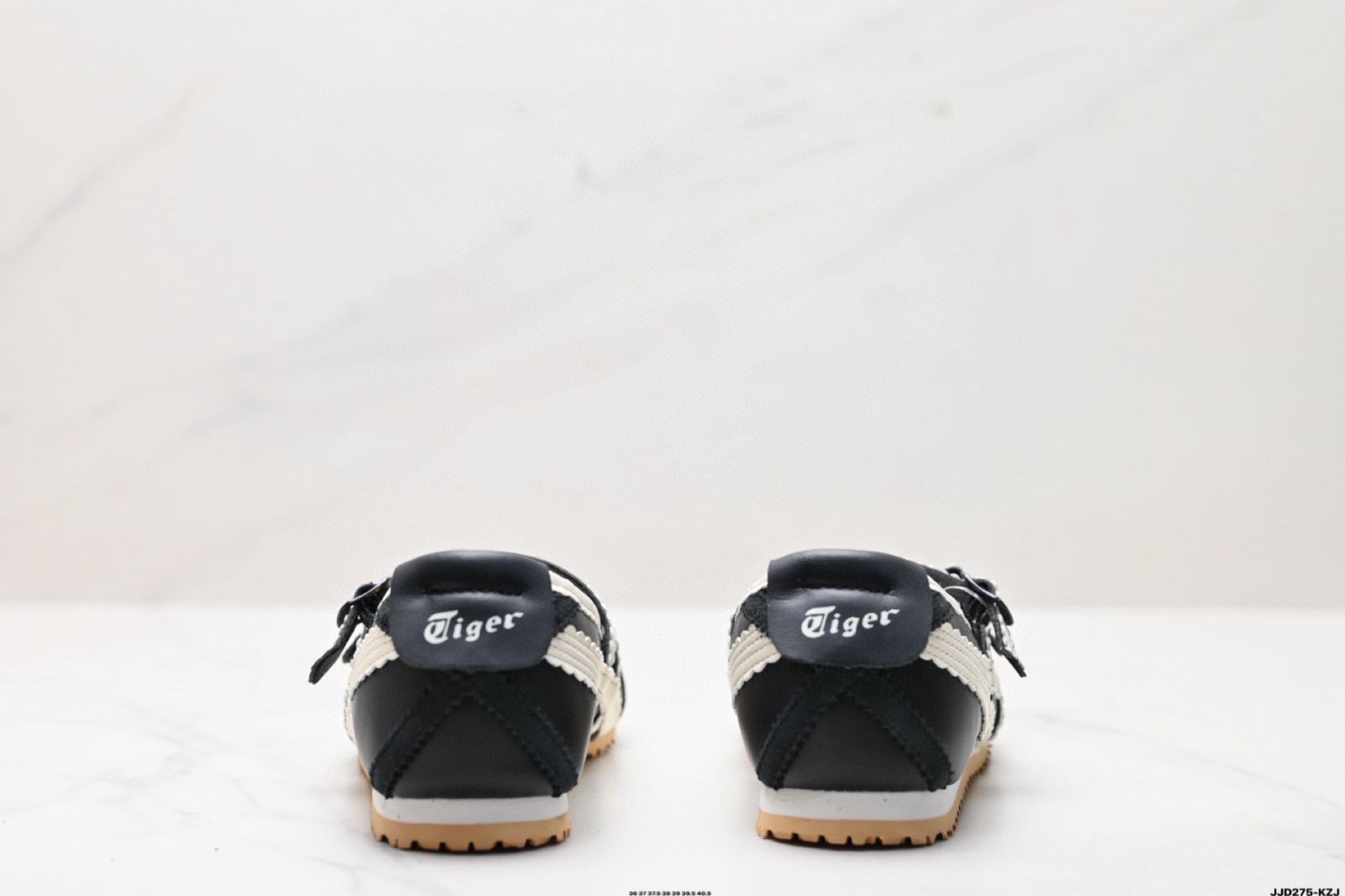 新品未使用 Onitsuka Tiger MEXICO 66 TGRS ブラック /ホワイト