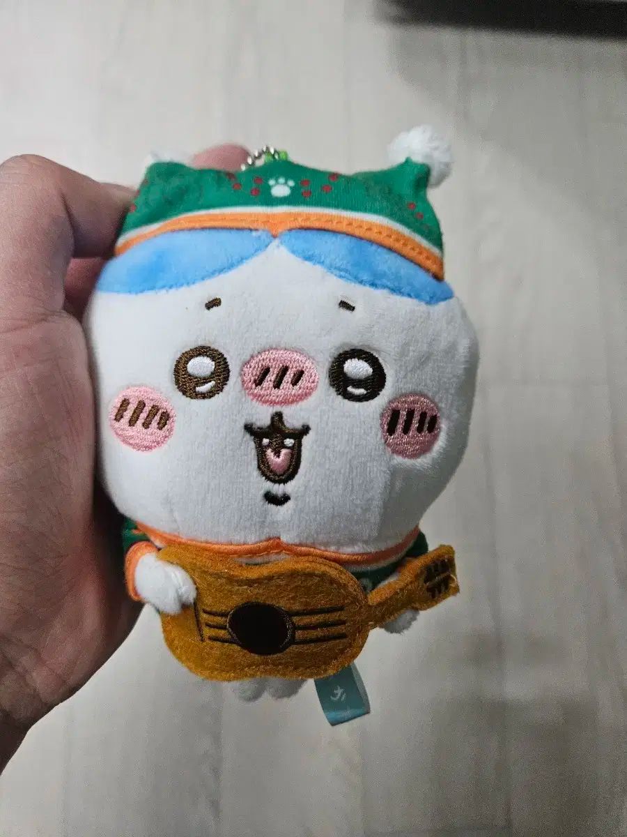 ちいかわ ハチワレ セブンイレブン 限定 人形 売ります