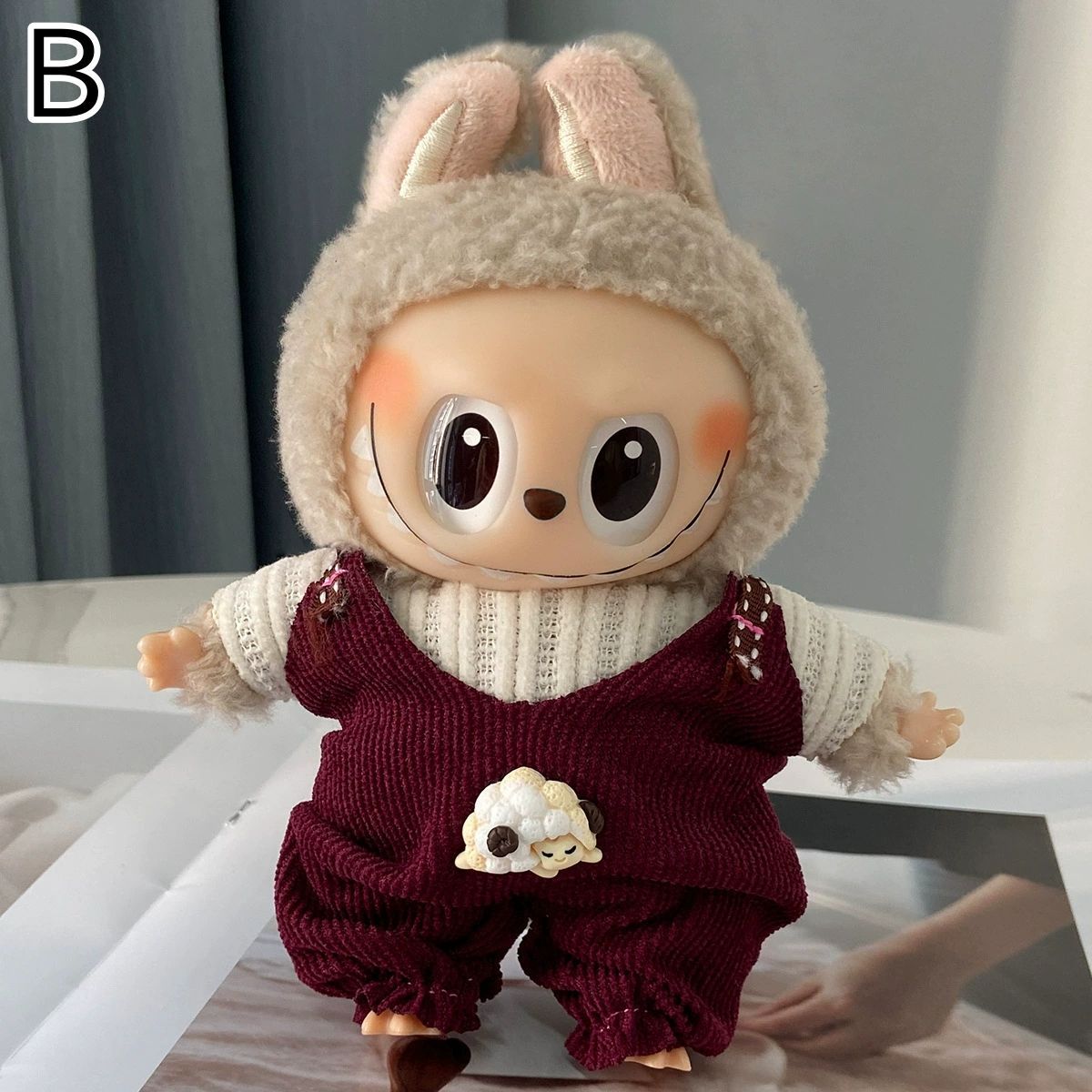 ぬいぐるみ服 labubu ラブブ 15-17cm 第1/2/3世代通用 カフェ