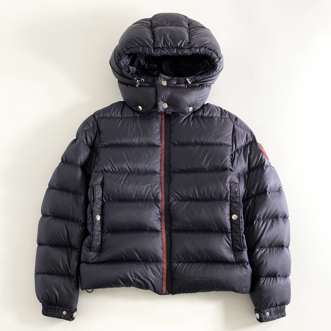 77d16 MONCLER モンクレール F20911A20100 ARVES GIUBBOTTO ダウンジャケット フーディ 2 ネイビー ナイロン  ワッペン アウター フード取り外し可能 メンズ - メルカリ