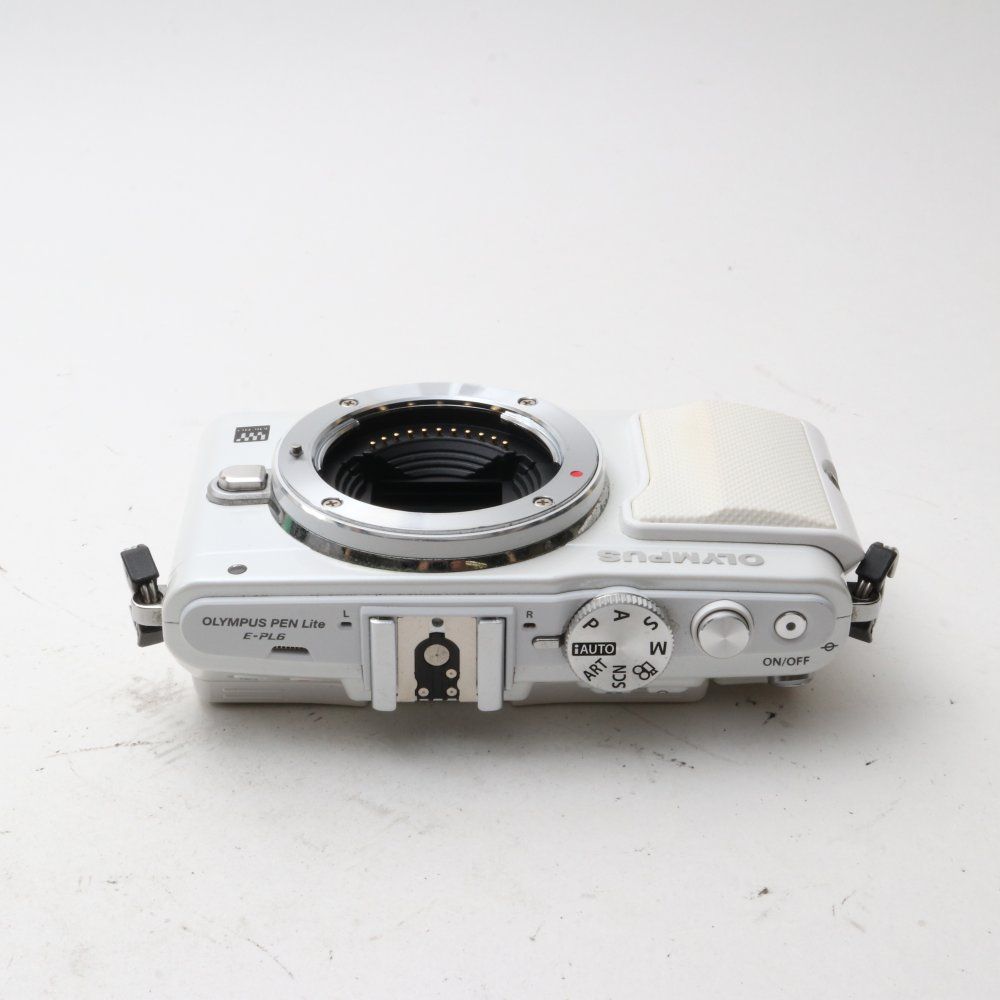 OLYMPUS ミラーレス一眼 PEN Lite E-PL6 ボディ ホワイト E-PL6