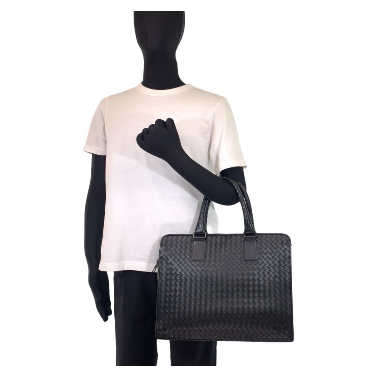 BOTTEGAVENETA ボッテガヴェネタ イントレチャート ブラック 黒 レザー