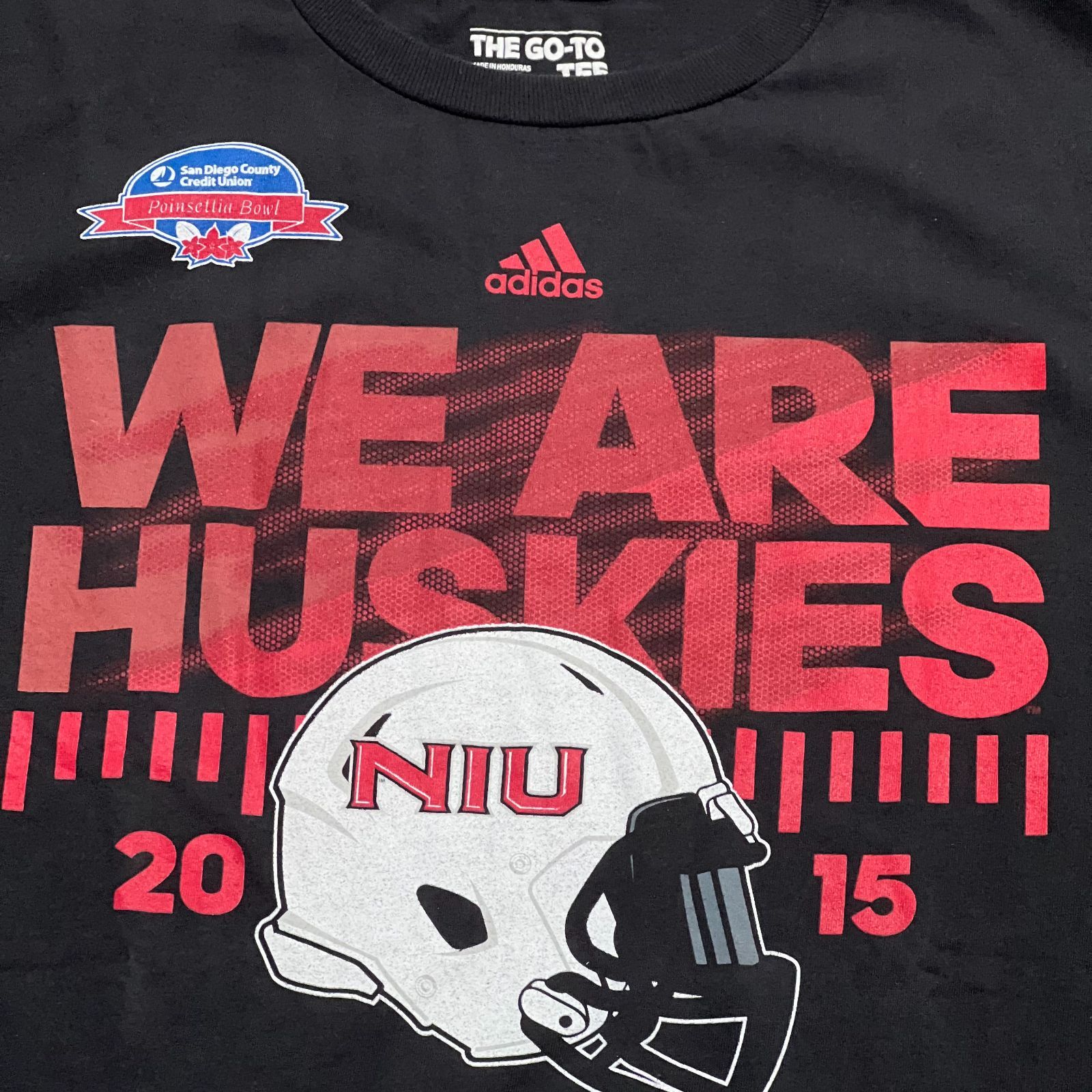 adidas ネブラスカ大学 HUSKERSネブラスカ・コーンハスカーズ T