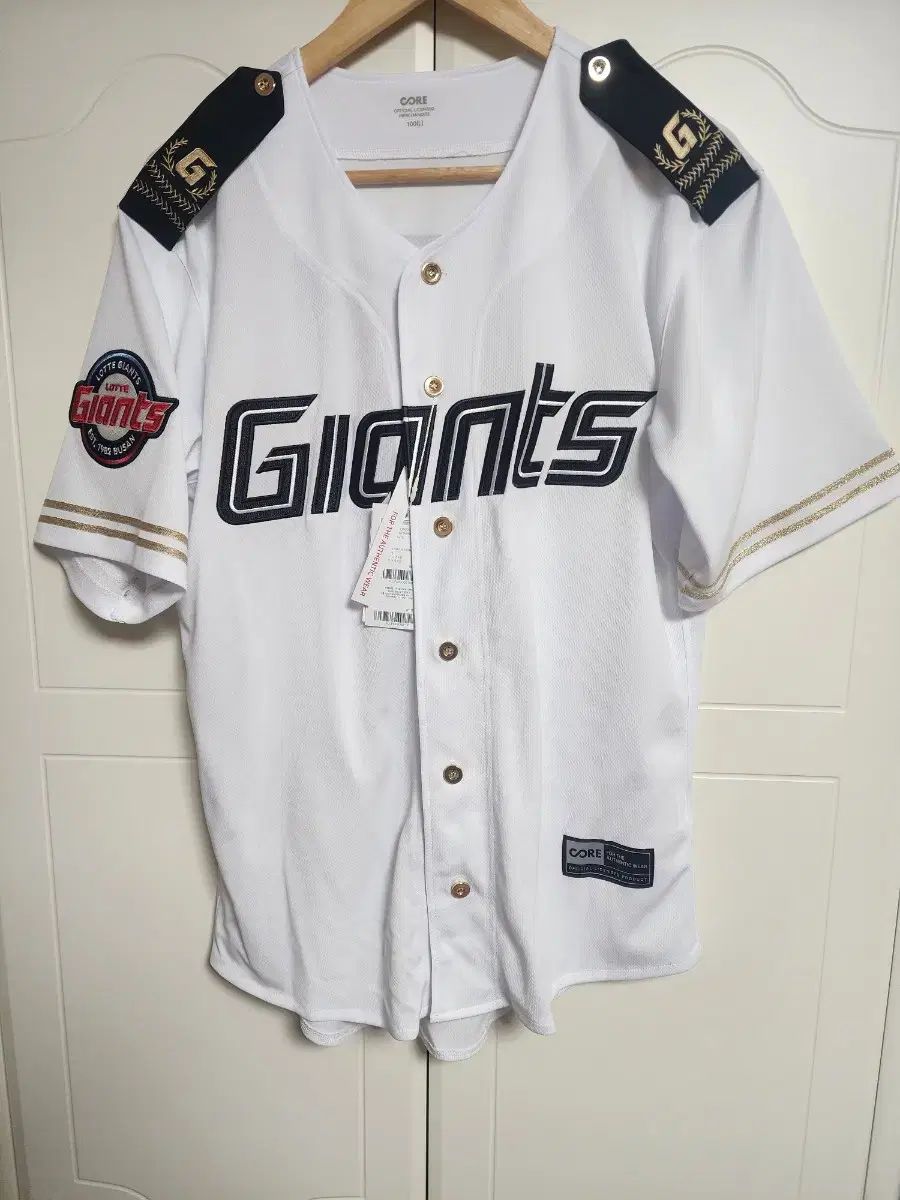 【雷市場（ポンジャン）商品韓国直送】 ロッテ・ジャイアンツ アセンティック ミリタリー サイズ 100 尹棟熙（ユン・ドンヒ） 販売