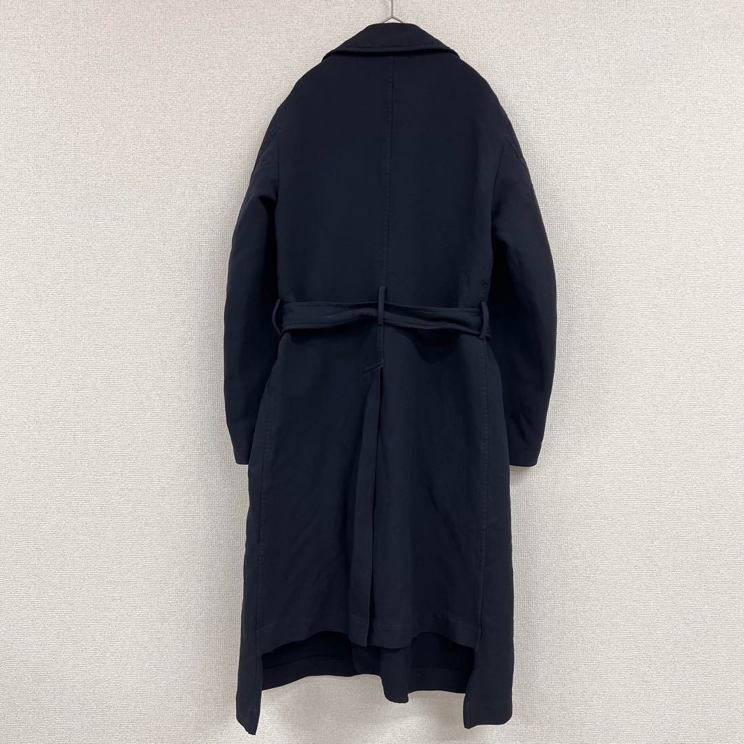 ねじれ トレンチコート