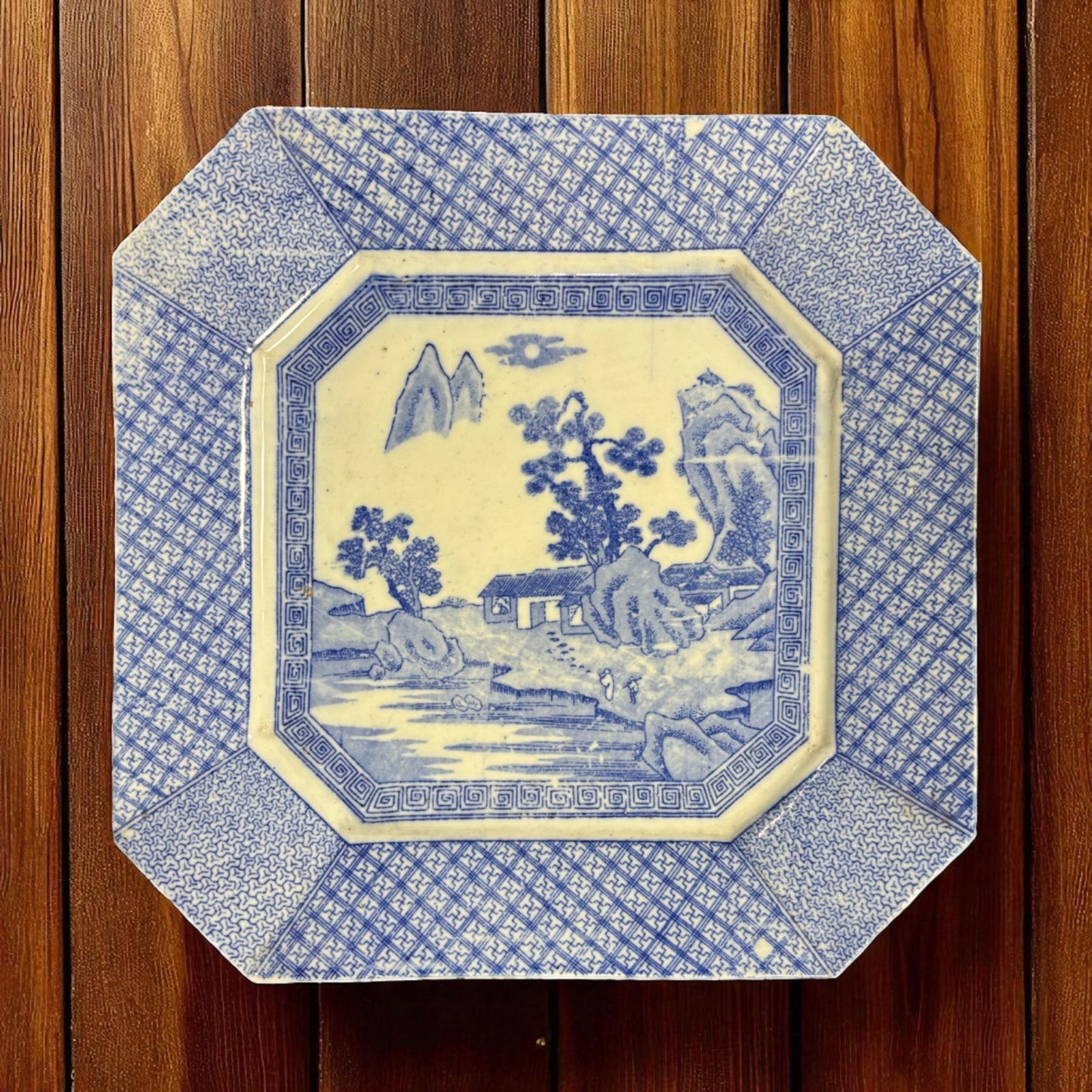 八角窓絵鉢　骨董伊万里 古伊万里 色絵八角鉢 伊万里焼/大鉢/菓子鉢/深鉢/骨董品