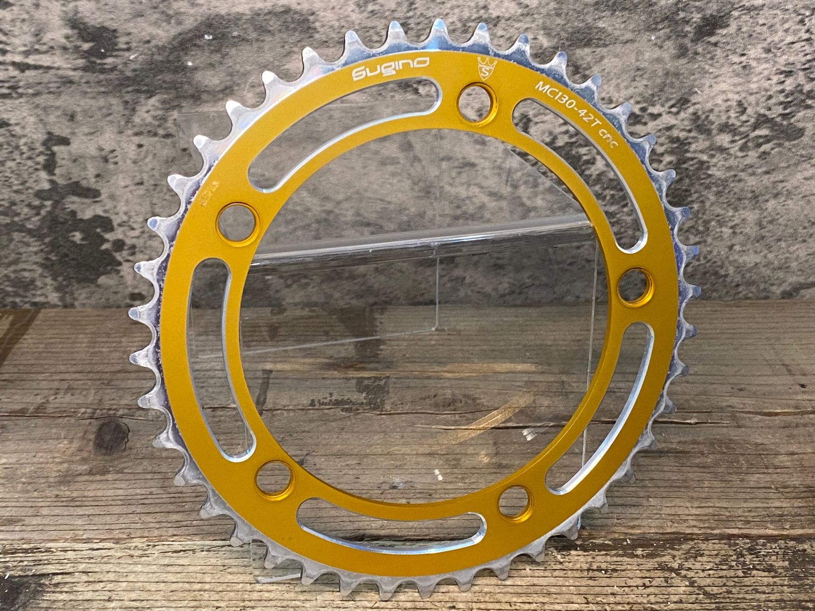 JJ557 スギノ Sugino MC130 チェーンリング 金 42T PCD130mm 厚歯