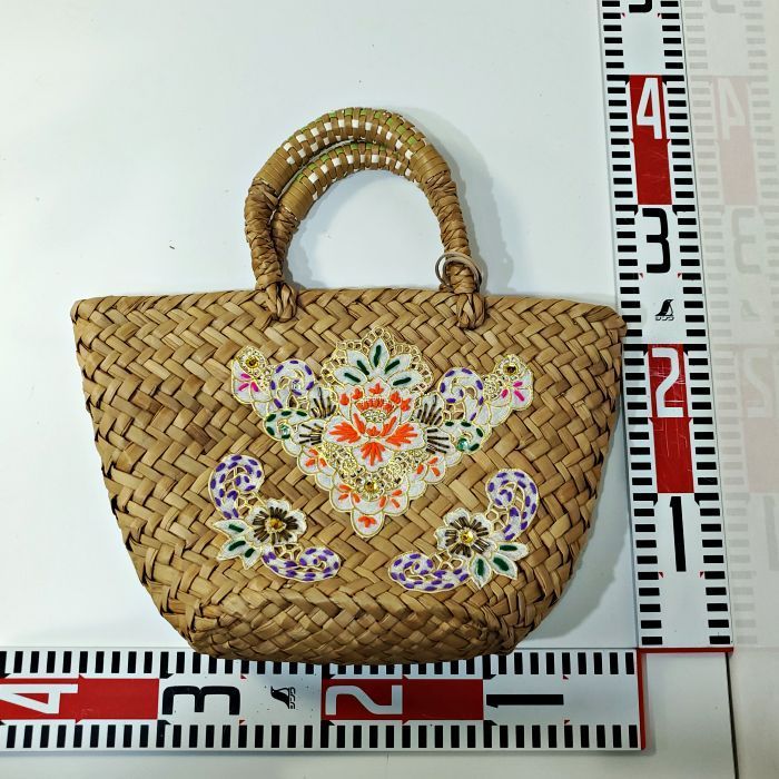 美品】カル cal x ヴィヴィアンタム VIVIENNE TAM 編み込み