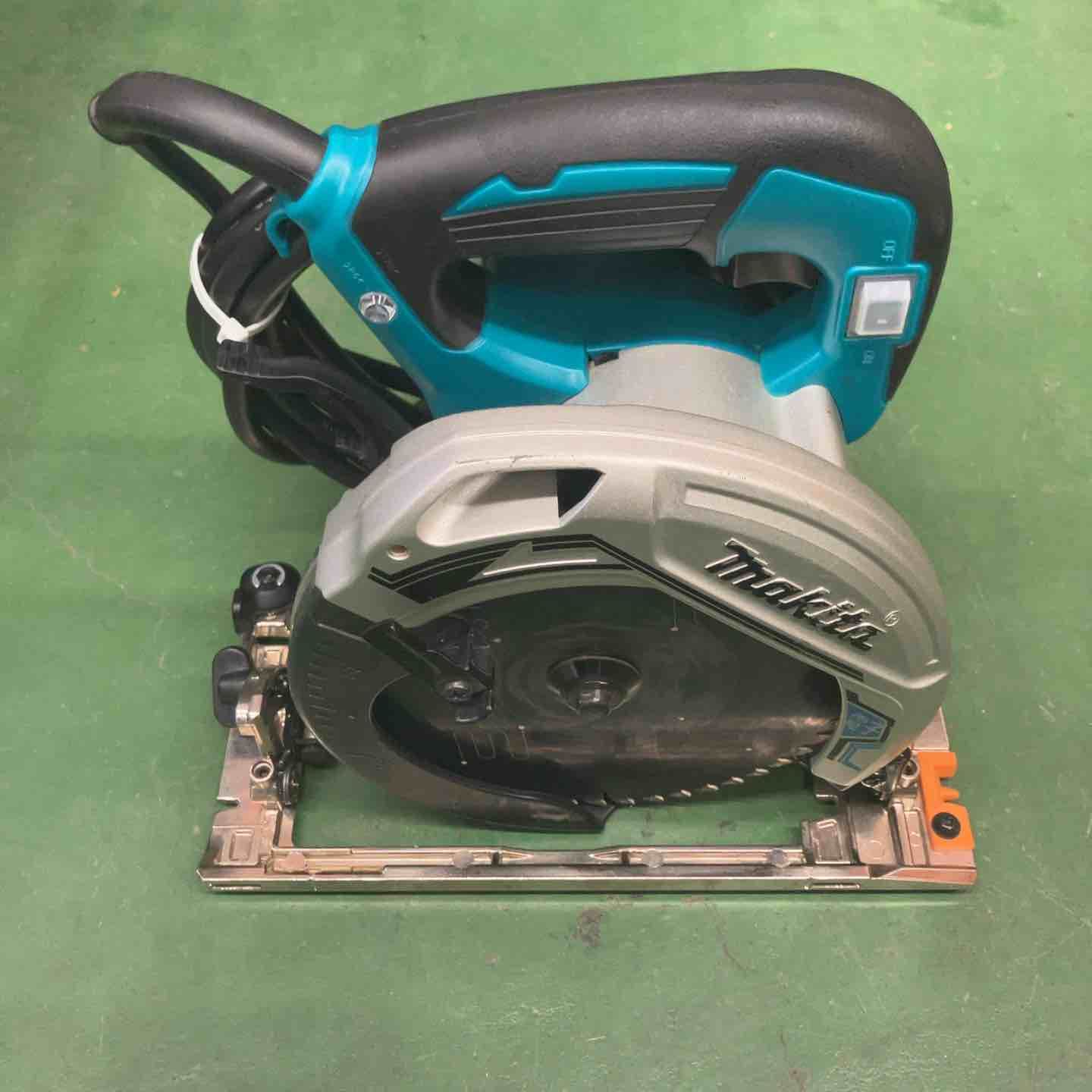 中古品】 マキタ/makita 電子マルノコ・5735C 【桶川店】 - メルカリ