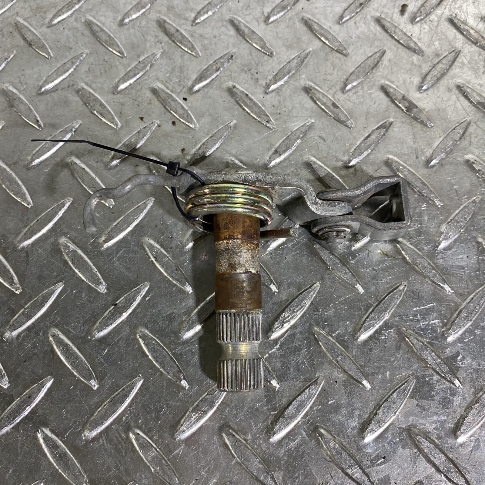 HONDA CBX400F/CBX550F ブレーキペダル シャフト ホンダ [M-250331-38] HONDA CBX400F/CBX550F ブレーキペダル シャフト ホンダ - メルカリ